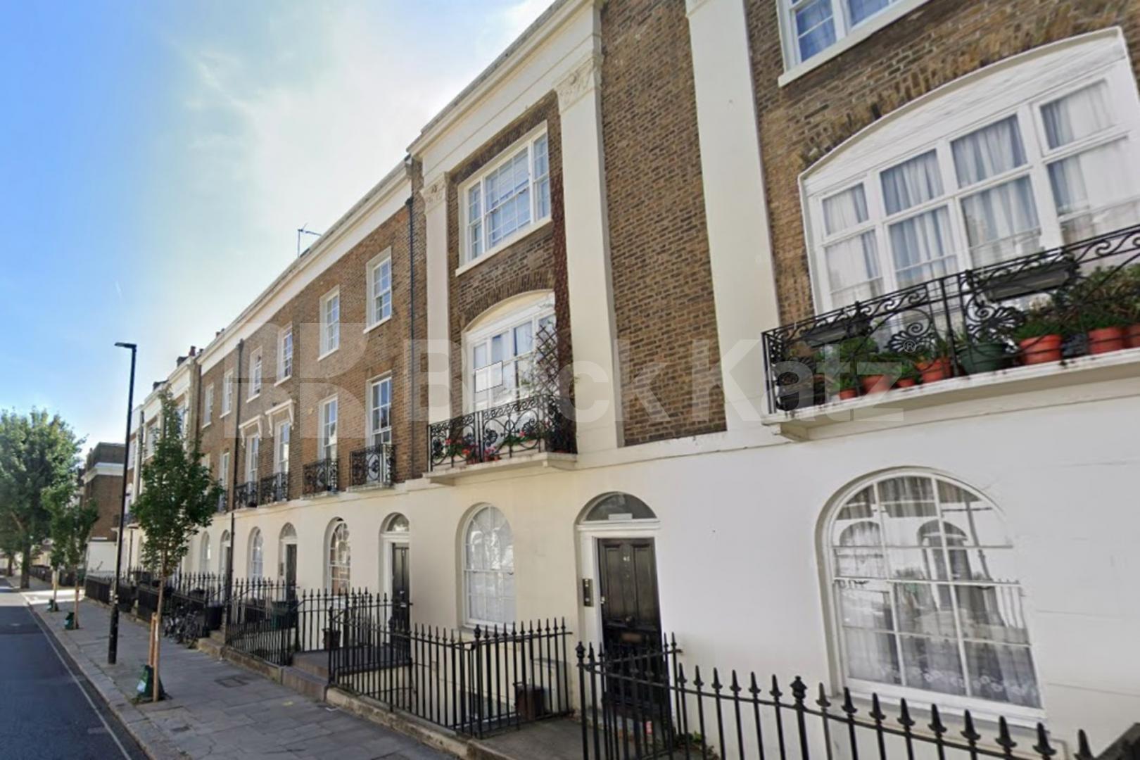 Large 4 bedroom maisonette with high ceilings and 2 bathrooms in bloomsbury  Frederick Street, Kings Cross